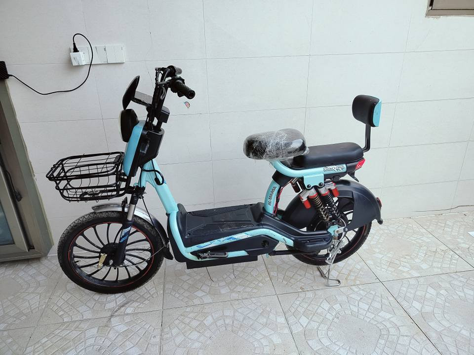 مانتۆڕ شەحن ٥ پاتری گەورە حەجم ۲۰ ماڕکەی ئەڵماسە هەمو شتی بە شەرتە نرخی ۲٨۰ هەزار *********** أربيل, العراق
