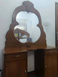 ميز مرايا • صاج • البصرة