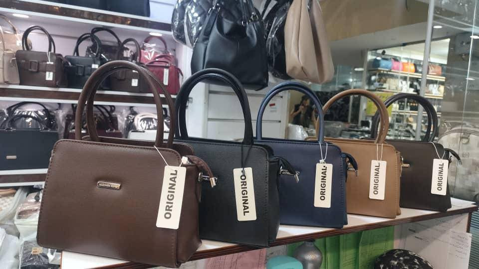 https://t.me/bagswoman7

سعر الدرزن يبدأ من 55 الف
يتوفر مفرد


**إذا كنت صاحب هذا الإعلان وتريد حذفه لأي سبب، رجاءا أرسل رسالة إلى الدعم الفني**