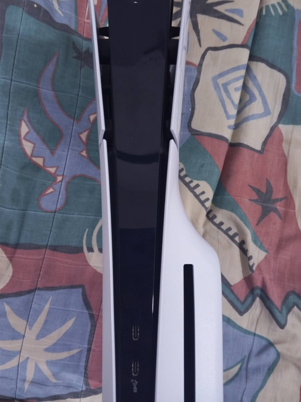 السلام عليكم بلي5سلم امريكي اخو جديد نضيف حيل نضافته 95 بالميه مثل ماموضح بصور كامل ملحقات السعر 700 قفل قفل


**إذا كنت صاحب هذا الإعلان وتريد حذفه لأي سبب، رجاءا أرسل رسالة إلى الدعم الفني**