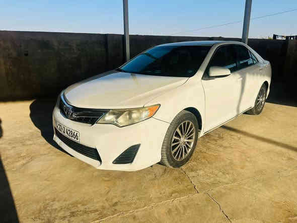 السلام عليكم كامري 2012 كلين تايتل بدون صبغ بدون بارد ماشية 139 محرك كير شرط تحويل ثاني يوم سنوية جديدة مكان السيارة ناحية الزاب     .... السعر 148 بيها مجال ***********
