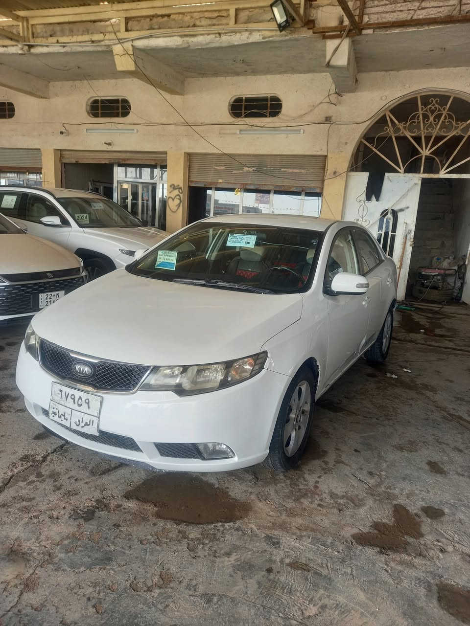 السلام عليكم
كياسيراتو 
2010
رقم شمالي
سونارها مرفق 
معه المنشور 
سياره حلوه 
جاهزه خير من لله 
العنوان واسط الصويره 
***********
