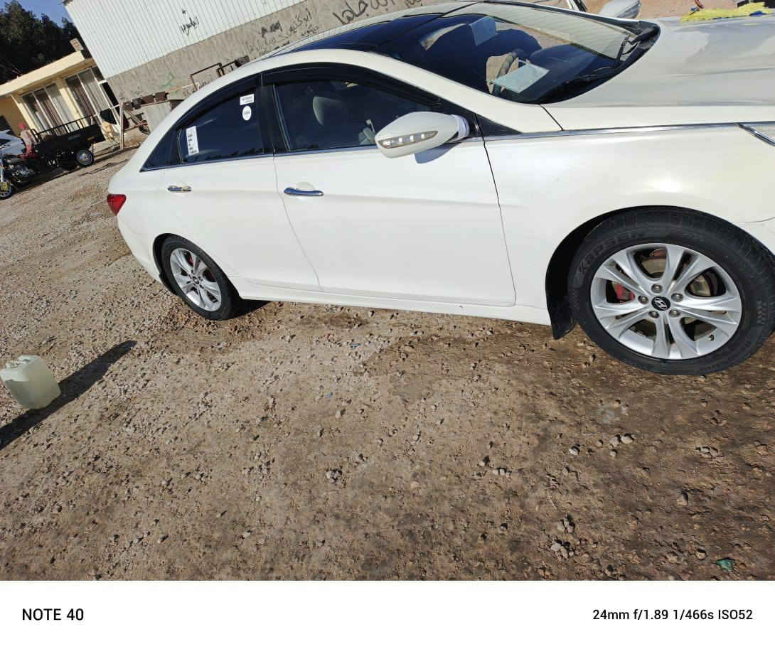 سلام عليكم سوناتا 2011 وارد خليجي محرك 2400 للبيع رقم اربيل سنويته ساقطة بل 2020وصاحبه موجود اتريد وكاله اتريد تحويل فـول مواصفات 
وخـوان السونـار موجـود من ضـمن الصـور عنواني الديوانيه الحمزه الشرقي

السـعر 113
لـتواـصل ***********
