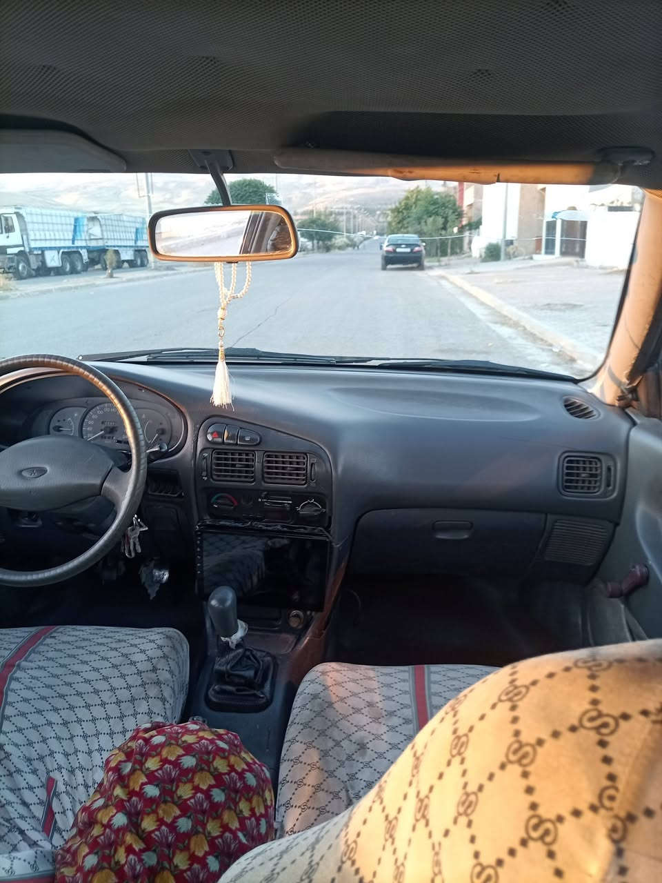 لانسەر مۆدێل 94 ئاڕمی پلاستیکی سلێمانی، بەشەرتی گێڕو مەکینە، سعر، 27گەڵاو معامەلە... شوێن بازیان  
***********
***********
