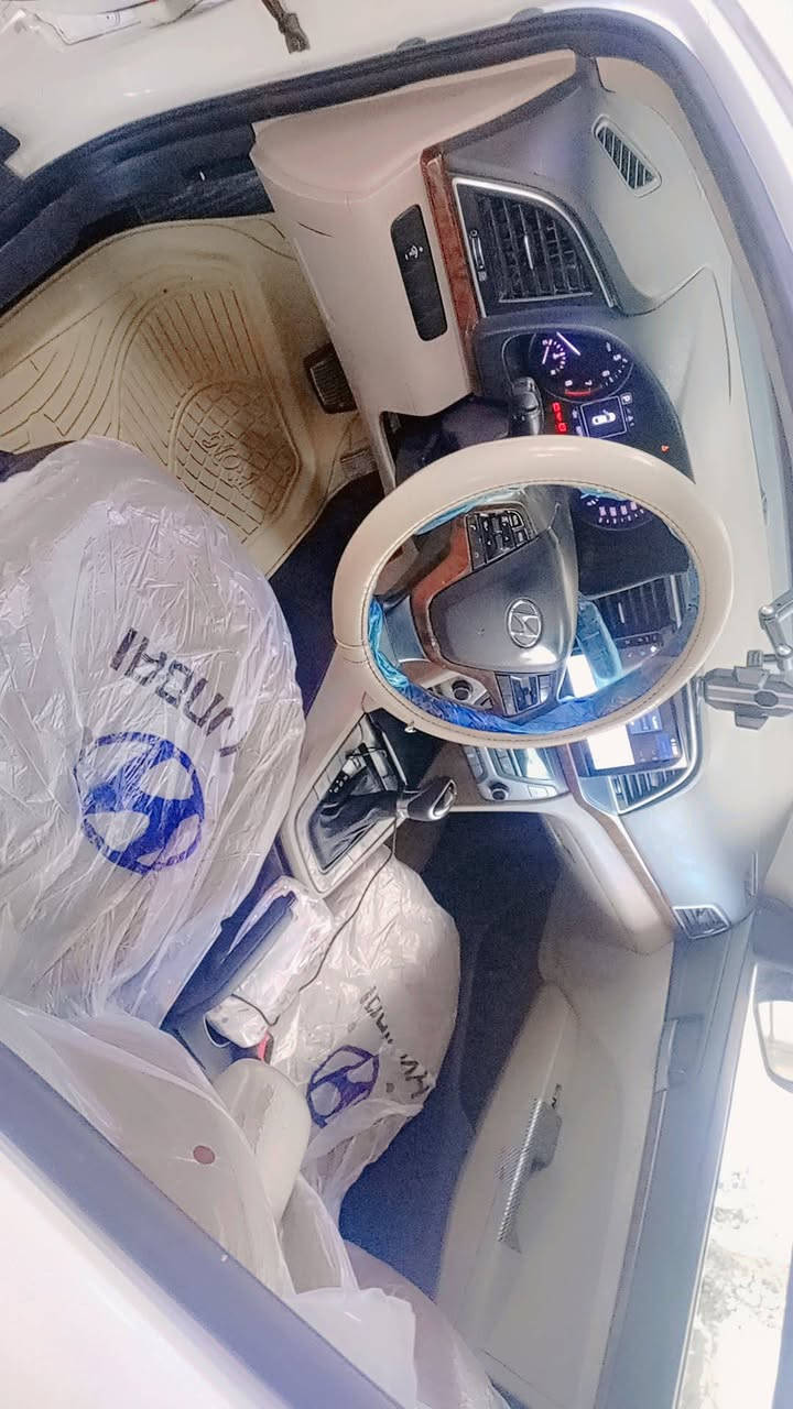 السلام عليكم..اخوان مكلف بل نشر
النترا خليجي موديل 2019 سوبر ماشيه 93 الف بيهه حادث خفيف وسونار موضح كلشي بدون اريباك  بدون دواخل رقم انبار تحويل مباشر سعرها( 123) ورقه وبيهه مجال بسيط الي غاليه عليه يجي ياخذها بلاش بس لايحجي زايد بل منشور 
مكانها الرمادي الشراي يتصل ويدلل ***********
