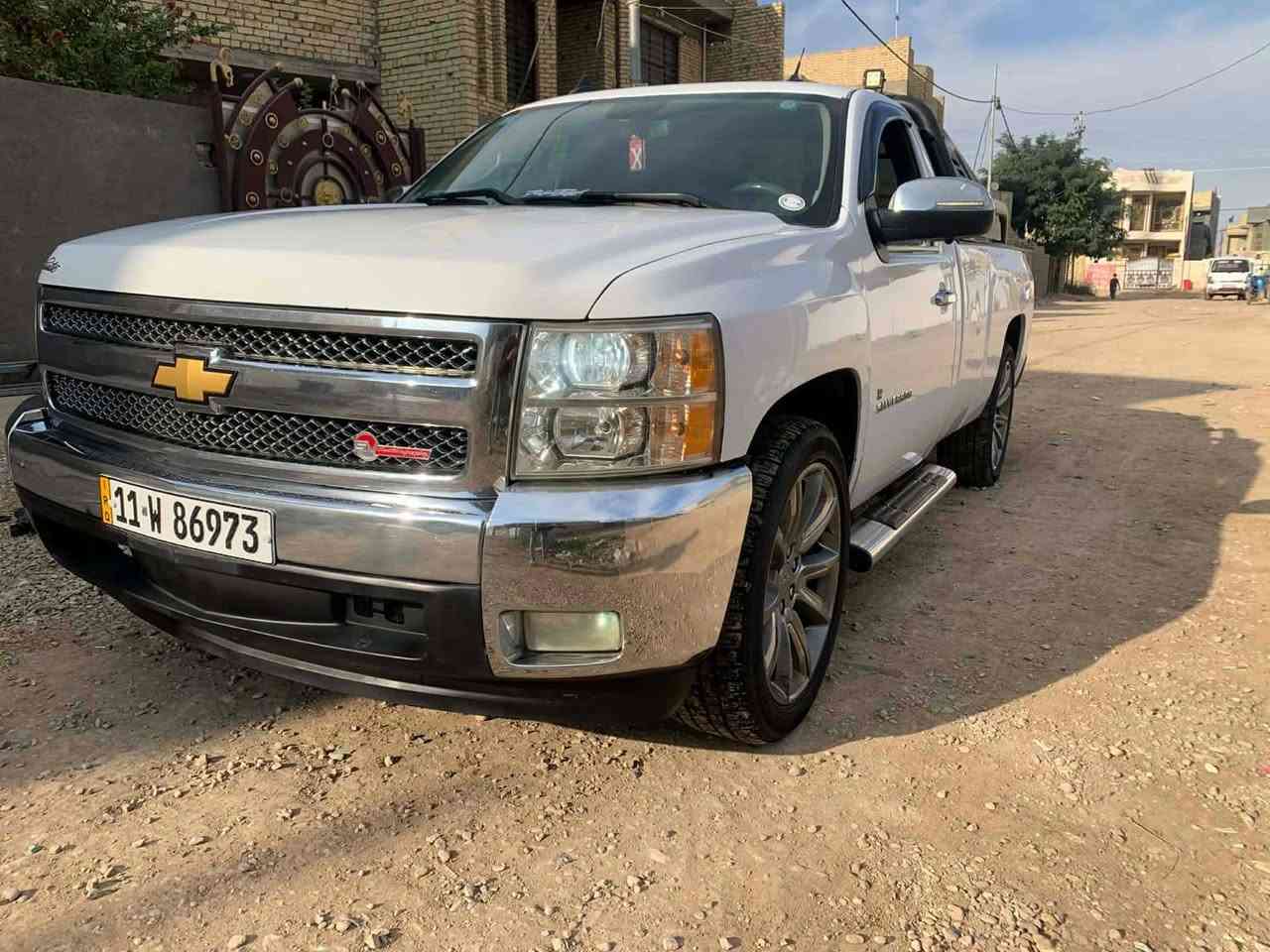 موديل 2012مكينه 6سلندر بسمي رقم نكليزي رقم ***********
