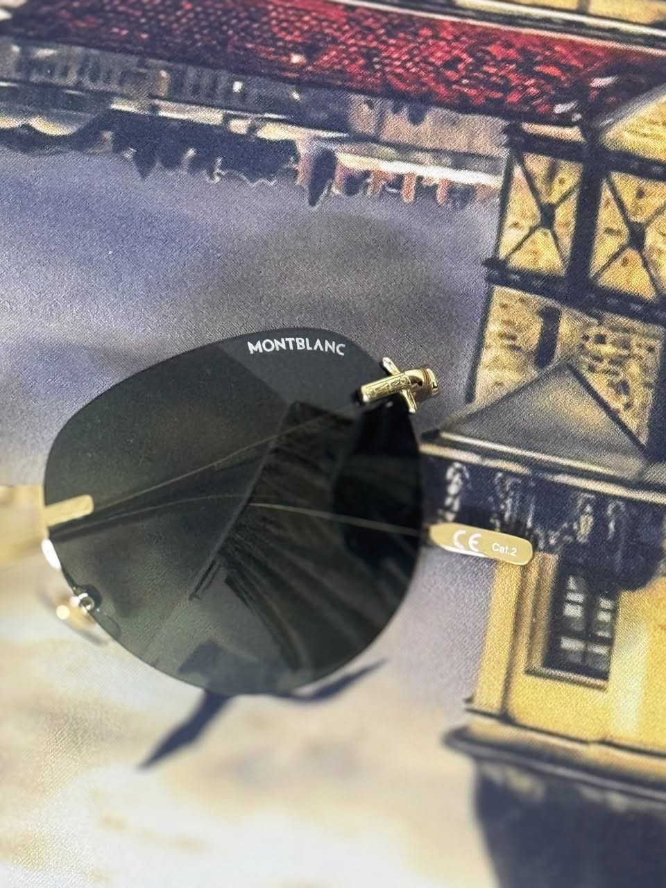 MONTBLANC💎
اصل التميز والفخامه

اورجنال 

بحالة الزيروو

نظافه ١٠٠٠٪؜

فريملس حديث

الحجم ٥١-٢٠

تلبس وسط وسط بلس

لون عدسات زيتوني

لون فريم كولد

كامل تفاصيل موضحه بلصور

للحجز والاستفسار خاص


**إذا كنت صاحب هذا الإعلان وتريد حذفه لأي سبب، رجاءا أرسل رسالة إلى الدعم الفني**