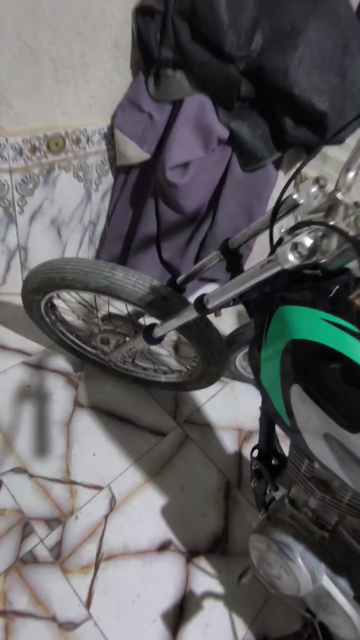 للبيع فول نضافه ورزانه فول توه كامله محرك ناعم  ما مفتوح نامه شلامجه بدايه خيط تبخير داجه كامله مكمله ما نقصه برغي شراي يراسلني


**إذا كنت صاحب هذا الإعلان وتريد حذفه لأي سبب، رجاءا أرسل رسالة إلى الدعم الفني**