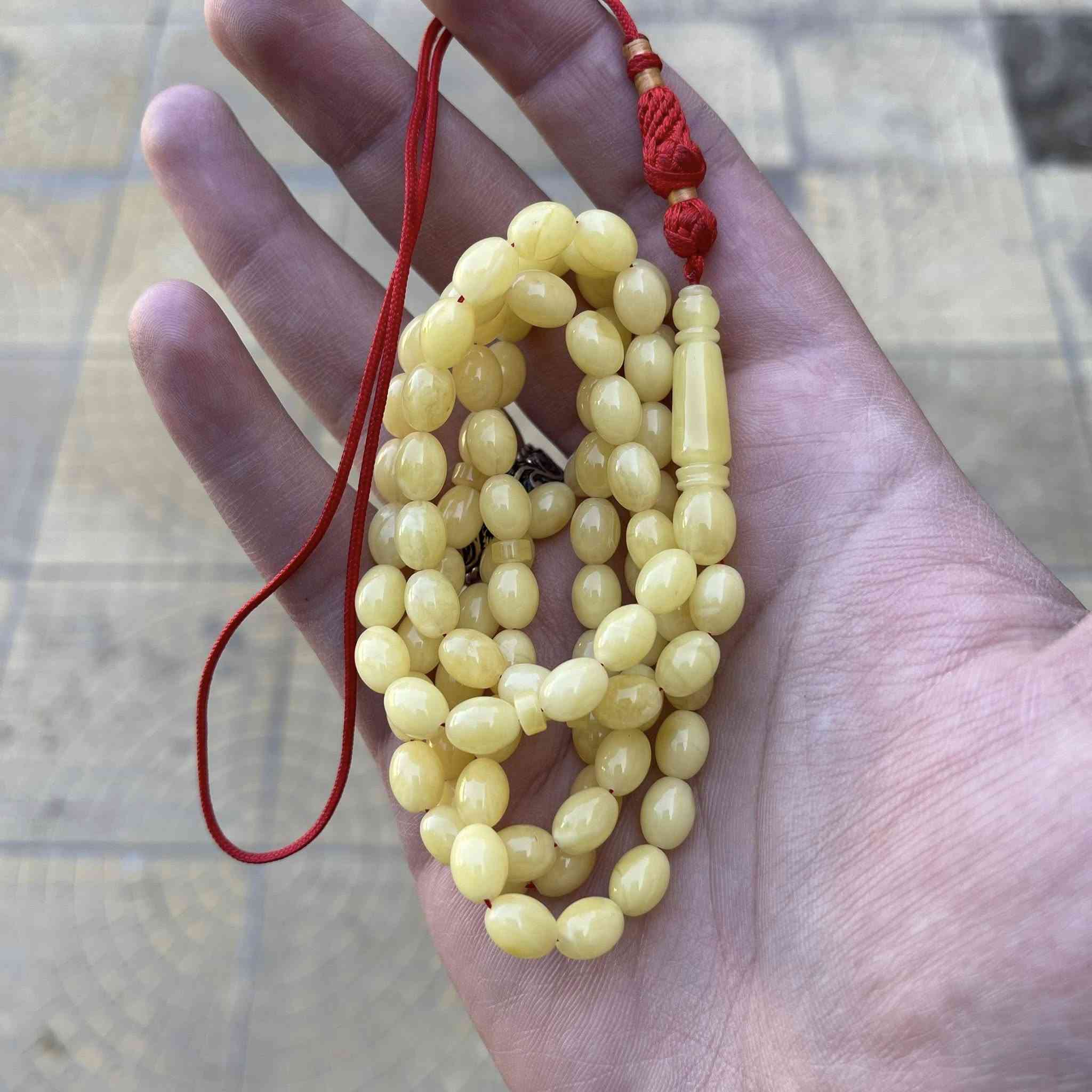 عروض شهر رمضان المبارك ٣ مسابيح كهرب كل مسباح بي عرض خاص واذا كلهن سعر خاص ايضاً
المسباح الاول : كهرب بولوني خامة شجرية قديمة ماخذة لون سوبر تبارك الرحمن فرز الكويت وشغل الكويت دبل فواصل قياس واحد الحبات والشاهد ستندر
تفاصيل المسباح :

الوزن : ٤٠ غرام
العدد : ٥٧ حبة

المسباح الثاني : كهرب كلنكرادي بيض حمام جبس شجري خامة تربل سوبر فرز وشغل الكويت المسباح دبل فواصل و الشاهد ستندر الخرز طكة وحدة وقياس واحد سوبر ما شاء اللّٰه تفاصيل المسباح :

الوزن : ٢٦ غرام
العدد : ٨٩ حبة
القياس : ٧ / ٩,٥ ملم

المسباح الثالث : كهرب كلنكرادي جبس بعسل خامة خد وخد تربل سوبر شاهد ستندر فرز يدوي قياس واحد وطكة وحدة المسباح تفاصيله :

الوزن : ٣٩ غرام
العدد : ٩٩ حبة

ضمان مدى الحياة على المسابيح كهرب حر طبيعي مكفولات من الحرارة و الضغط و الاسالة وجميع انواع المعالجة

للاستفسار التواصل خاص 
يوجد توصيل لجميع محافظات العراق وشمال العراق


**إذا كنت صاحب هذا الإعلان وتريد حذفه لأي سبب، رجاءا أرسل رسالة إلى الدعم الفني**