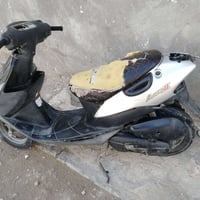 ساسوكي رياضي بدون أوراق سعره ٢٠٠ وبيه مجال شغاله الاتصال على الرقم ٠٧٧...