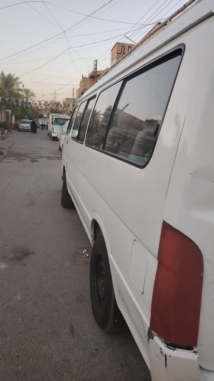 جمبي h1 مديل 14 رقم بغداد للبيع كير ومكينه واكسن وصدر امامي خلفي وتخم تاير جدد كفاله العنوان بغداد ه‍***********
