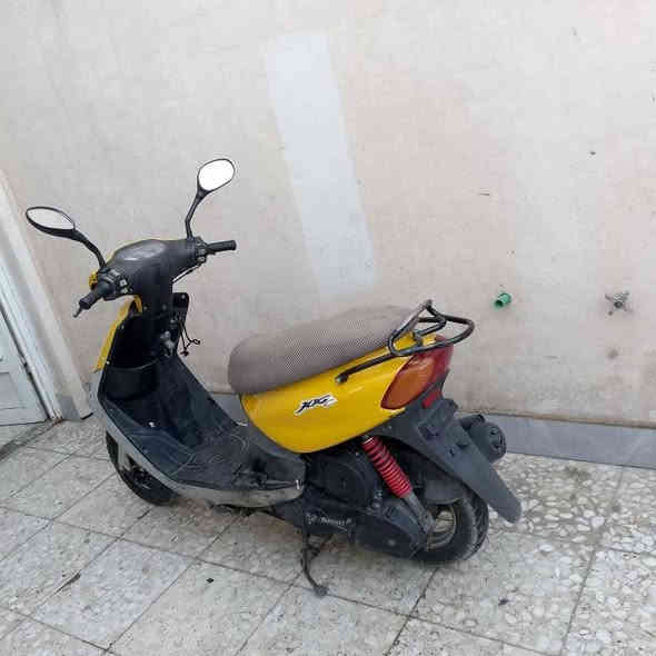 دراجة ماكس قجمه ياباني سرعة 120 مكينه بلاديه ما مفتوحة ابد ناعمه شلعه قويه كهرباء كوله شغال نكره سلف هندر اوراق بسمي الدراجة صار شهرين من نازله رنبه على ايدي مكفوله السعر 425 بغداد الشعب رقمي ***********
