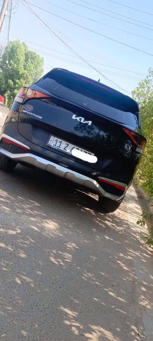 السلام عليكم كيا سبورتج للبيع موديل 24 وارد امريكي محرك 2500 المرغوب بسمي السيارة رقم بغداد الجديد صبغ اربع قطع اثر سرقة بدون حادث  ماشية 23 ميل صور الحادث بل منشور
سعرها 167
مواصفات 
كامرة دوارة 
اوتو هولد 
سايد بريك بصمة 
رادار
تبريد قطعتين ثلج
تحديد مسار 
فول تحكم ستيرن
لد امامي وخلفي
كيجات دجيتال
نظام نزول منحدرات
ثلاثة انظمة قيادة
للاستفسار ***********
