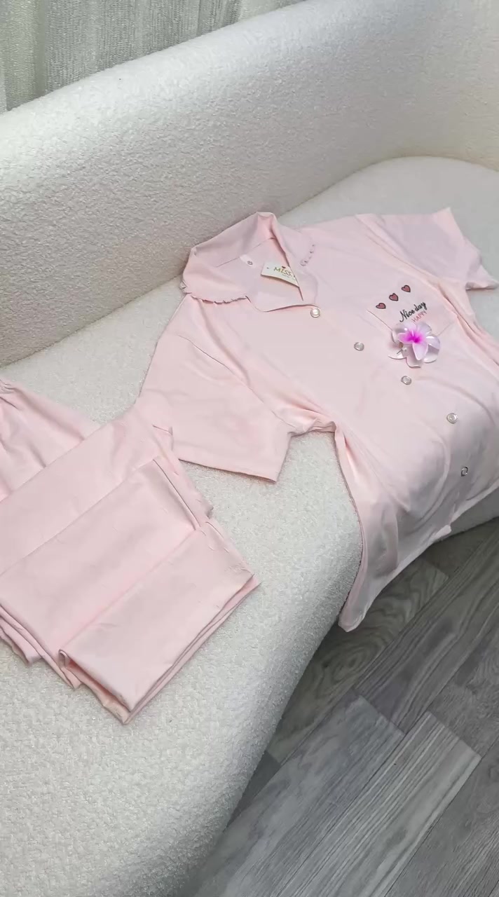 تراك نوع القماش فانيله فول ليگرا
قطعه راقيه كلش

قياسات XL—2XL
يلبس وزن 55–85 كيلو
https://t.me/sor348


**إذا كنت صاحب هذا الإعلان وتريد حذفه لأي سبب، رجاءا أرسل رسالة إلى الدعم الفني**