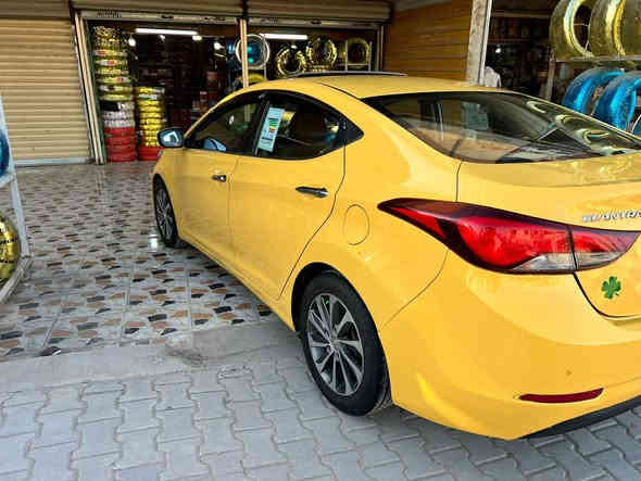 سلام عليكم   
لي يدور نضيف ومكفول هنا. 👈 البياع والشراي هاي ماتفيدك هاي مال جنايه 
النترا 2016 كفاله خليجي
فول ماعده البصمه
لا تبديل ولا حادث ولا حتى قرق
بدون تبديل اي قطعه 
فقط بيه تعيدلات بل كشر بسطه بدون معجون 
صبق عام
محرك مكفول
كير مكفول 
صدر امامي خلفي جديد
ويل كب ١٦ تايرات نضافه ٨٠ بل 💯 
المواصفات فول ماعده البصمه
١.فتحه سقف
٢.اشاير مري
٣.داخل صاج
٤.داخل بيجي
٥. دوشمه كشنات ارضيه
٦.لايت مال ١٦ عدسه
٧.يدات نيكل بلادي
٨.اشاير مري 
٩.مري شفط 
١٠.شاشه بلادي +كامره
١١.تحكم ستيرا
١٢.مثبت سرعه 
١٣.محرك 2000
مصفره هيئه 
رقم بقداد
النعون بغداد ابو غريب
السياره بسمي السعر 113بيه مجال بسيط 

‭٠٧٥٠ ٥٢٢ ٦٠٢٨‬
***********
