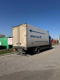 شاحنة ٢٠٠٦ • حجم ١٢٢٩