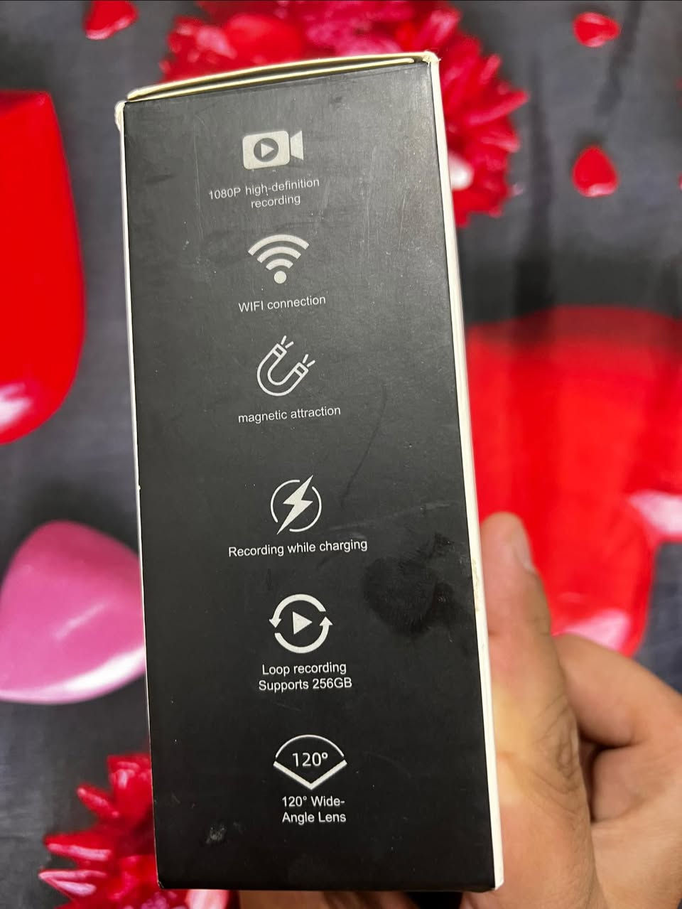 متوفر !!!
كاميرا رياضية صغيرة محمولة بدقة 1080 بكسل وتدعم تقنية الواي فاي (WiFi).
تتميز الكاميرا بقدرة جذب مغناطيسي تتيح تثبيتها في أماكن مختلفة بسهولة.
تأتي مع مشبك خلفي قابل للدوران بزاوية 360 درجة لسهولة الارتداء والاستخدام.

السعر ٣٠ الف فقط !!!🔒🔒🔒


**إذا كنت صاحب هذا الإعلان وتريد حذفه لأي سبب، رجاءا أرسل رسالة إلى الدعم الفني**