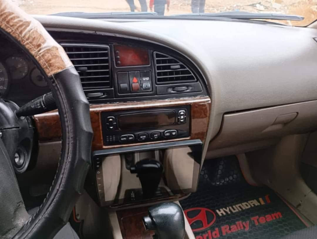 السلام عليكم
نوبيرا 2000
تبريد تدفئه شغال وفول 
تخم تاير لاصلي جديد 
كير ومكينه خير من الله لاتنقيص ولاتبخير 
كهربائيات وعقول مال كصه جديده بمعنى الكلمه 
قوايش ورولات جديد مراوح داينمو حساسات مكينه وكير ومجاول وبلكات فيت بم كله جديد السياره معاد شغلها بالكامل من الصفر نقصه بس بوش مال العربانه الخلفيه 
السعر 42 ترهم مراوس ب كيا وترهم بيع 
العنوان حله.   ناحيه الامام
***********
