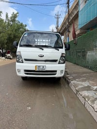 سياره كيا حمل فحل  موديل2017 كفاله عامه من صبغ ومن تبديل  محول تاير 14...