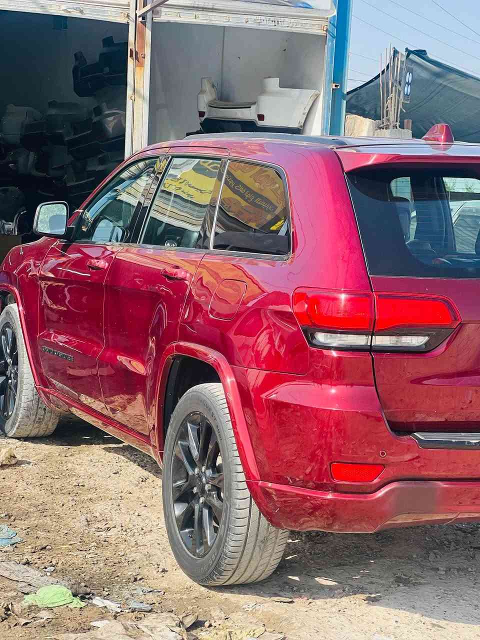 جيب 2018 بغداد مميز حادث بصيط سياره نضيفه 100 /100 فول ما عده الفتحه السعر 215 ستفسار *********** فته بلاك توب فقط حادث امريكا النجف, العراق
