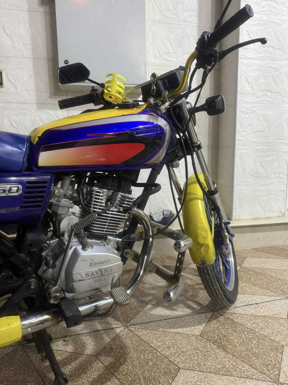 #مسجل سنويه بس ع ستلام الوحات موديل 22  السعر م1250 مكاني رمادي ***********
