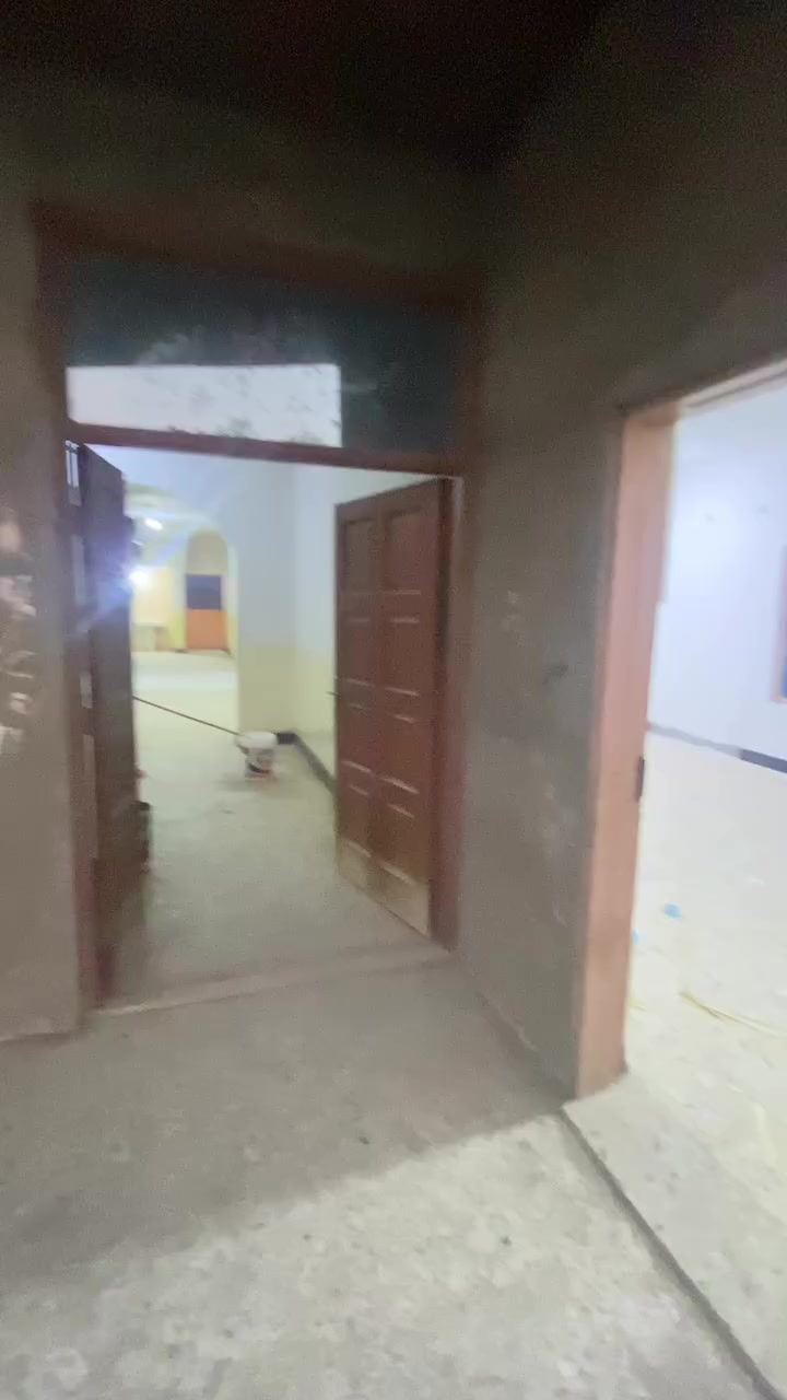 السلام عليكم اخوان هاذ شغلي كدامكم طلس وصبغ  الي يحتاج صباغ يتصل علي ***********
