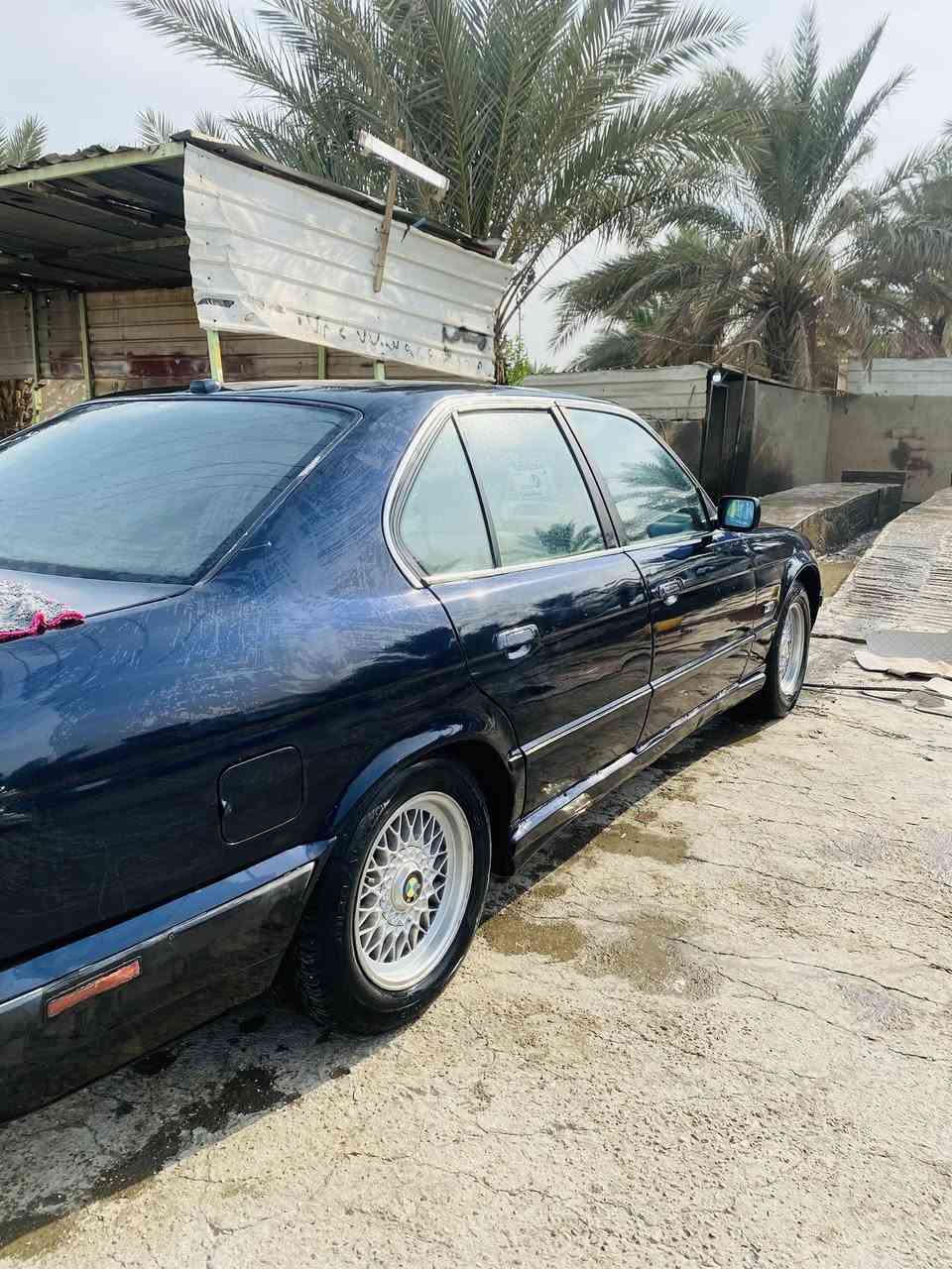 السلام عليكم
بي ام 525 للبيع مكان بابل /حله 
السياره مصبوغه عام كشرها نضيف دواخل يرادلهن تعديلات السياره مكينتها تعبانه حداديه وسط دبلات خلفيه تعبانه السياره سنويه صاقطه / السعر خابرني وتدلل رقم تلفون
 0771 877 4651‬
