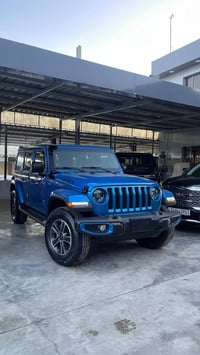 Jeep wrangler   2023  جێب ڕانگلەر   2023 ڕادار کامێرا  شەغال کوشن جلد ...