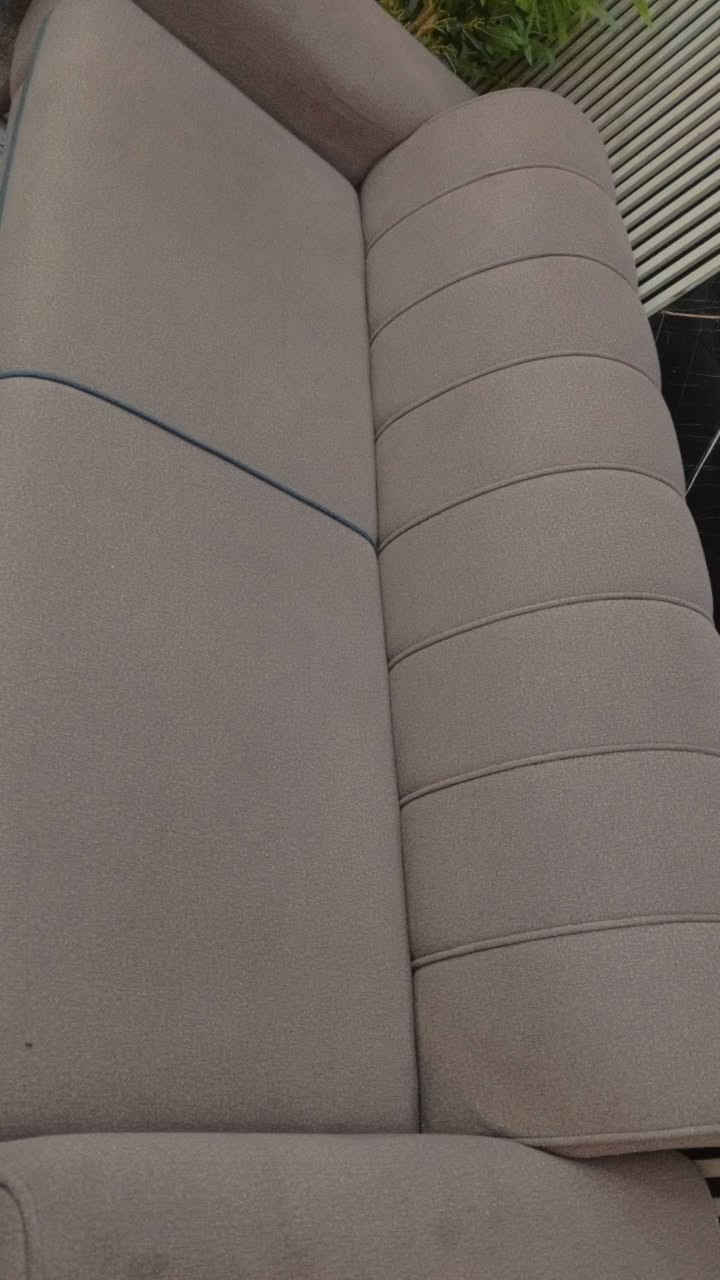 السلام عليكم تخم لبيع ٨ مقاعد ٤٠٠وبي مجال العنوان النواب قرب اسواق بنيه


**إذا كنت صاحب هذا الإعلان وتريد حذفه لأي سبب، رجاءا أرسل رسالة إلى الدعم الفني**