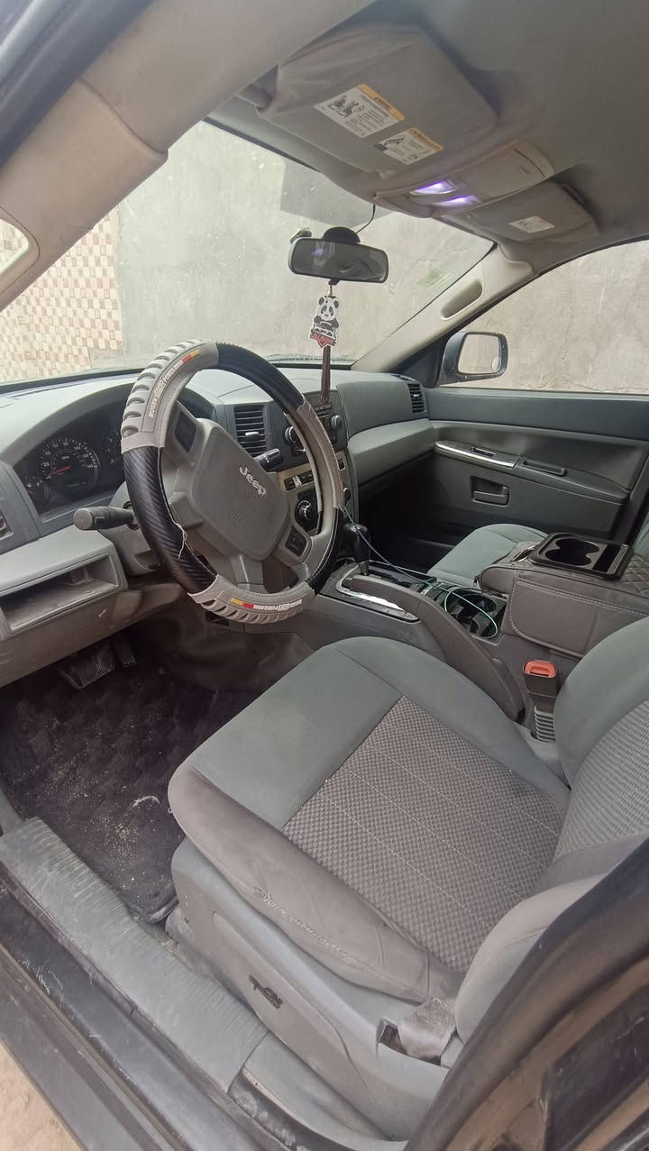 جيب 2005محرك ستاركس مسكر 2007حداديه حلوه كهربائيات خير من الله تبريد نقصه بس غاز شرط كلشي شغال سياره نصبتها احلى من الصوره سعرها 65 مكانها بصره الدير 
***********
