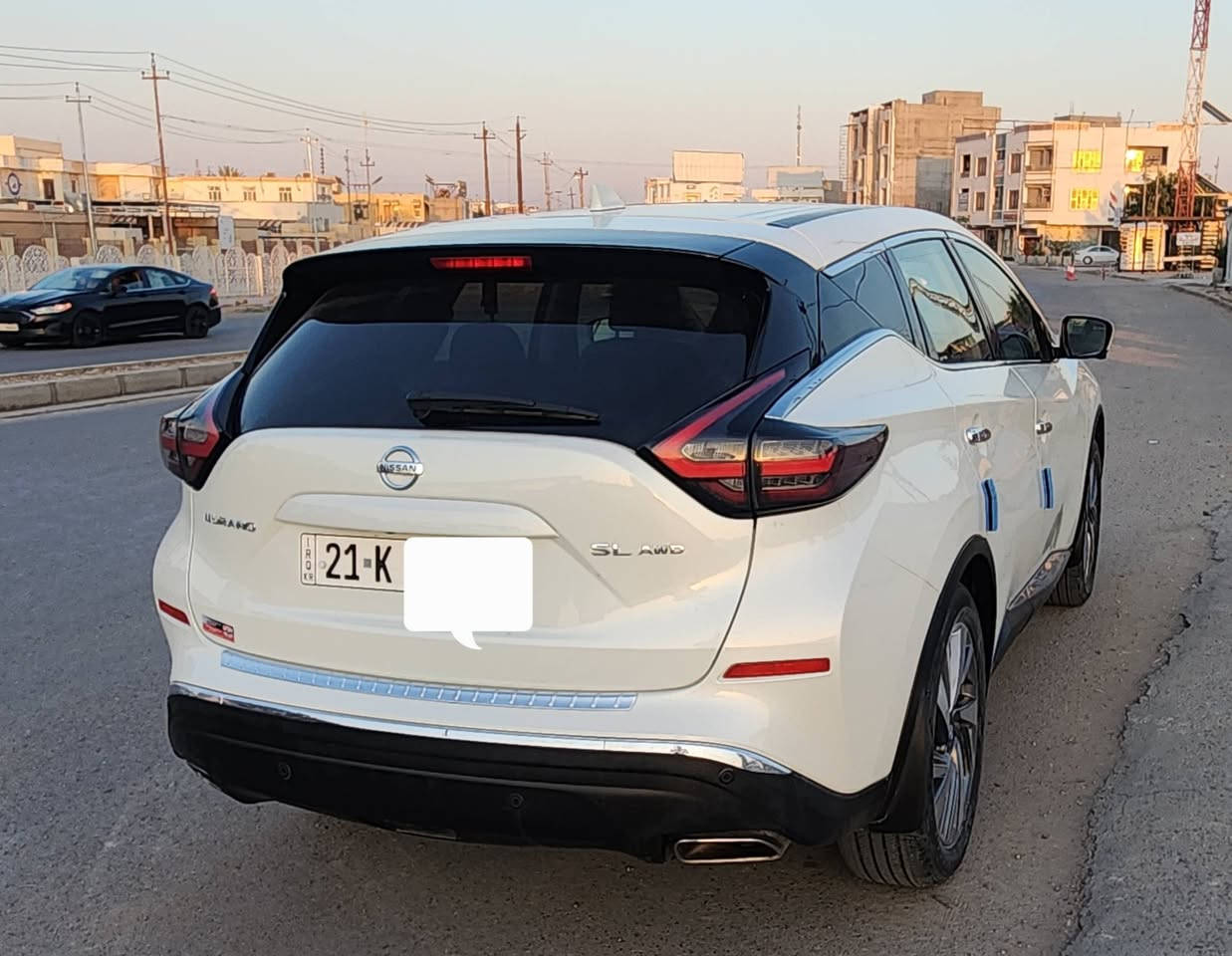 السلام عليكم
نيسان مورانو 2021 sl فور ويل
فول موصفات
دفع رباعي
 بانراما
حساسات امامي خلفي جانبي
رادارات امامي خلفي جانبي
كامرات 360 درجه اربع كامرات
كشنات جلد وكهرباء وتدفئه وتبريد لجميع المقاعد الامام والخلف
صندوق كهرباء وحساس رجل
الضرر ربع چاملغ امامي. وبيها صفحه عالطول كلير مو صبغ
السياررة جديد ونظيفة جدا. مكان السيارة الرمادي
السعر     165 $
***********
