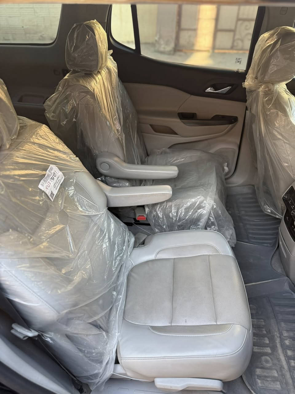 جمسي اكاديا 2020
ماشيه 56 الف 
6سلندر 
حادثها  موجود بلصوره 
رقم الشاصي منشور
مشروع وطني ب اسمي سياره نضيفه كلش 
150$وبيها مجال بسيط  
مامتواجد عل خاص فقط اتصال 
***********
***********
