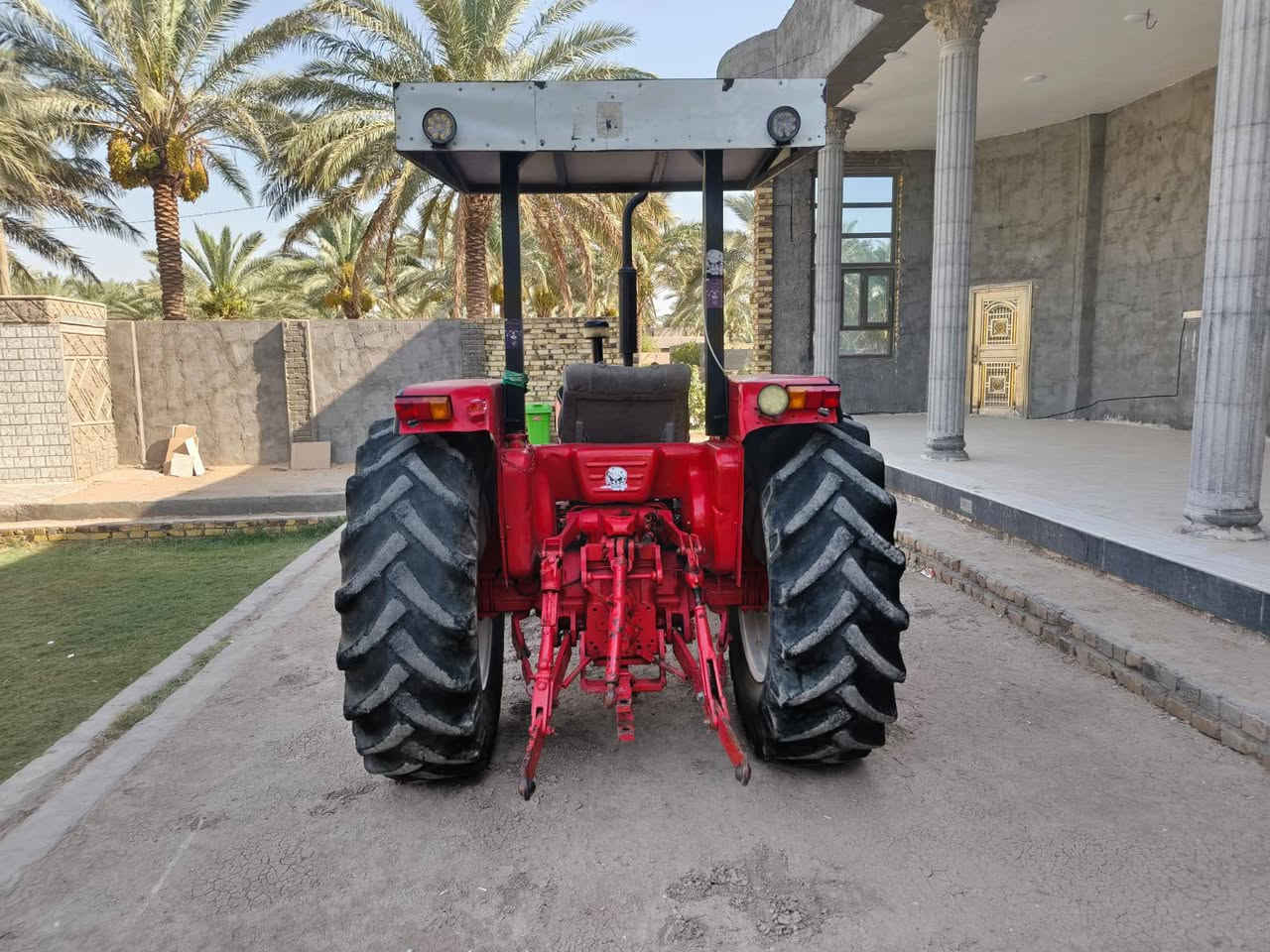 السلام عليكم.
مكينه عنتر ناش للبيع فقط. (( بدون )) 
مكينه جاهزه للعمل على آخر حبايه كهربائيات كلهه شغاله  💯الاضاءه الاماميه غازي. 
💯البكات الخلفيه شغاله. 
💯دبل اشاره شغاله 
💯سكن شغال
💯بلاجكورات لد ثلجي شغال 
💯باتر جديد 
👌مكينه بدون تنقيص. باور شغال. كير خير من الله. شوته دهن. بريك كلو شغال. 
💯المكان بابل. 
المكينه متعوب عليهه مال جناي. أو بالخير على إلي اتكون من حلاله.
السعر المطلوب  400, 4
رقم التليفون ( *********** ) اتصل أو بالخدمه
