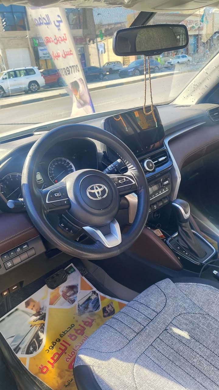 السلام عليكم
اوربان كروزر 2025 زيرو ماشيه 8000
هايبرد شركه ساز مواصفات فول الفول رقمها بصره وموجوده في البصره حي الجامعه
للاتصال ***********
