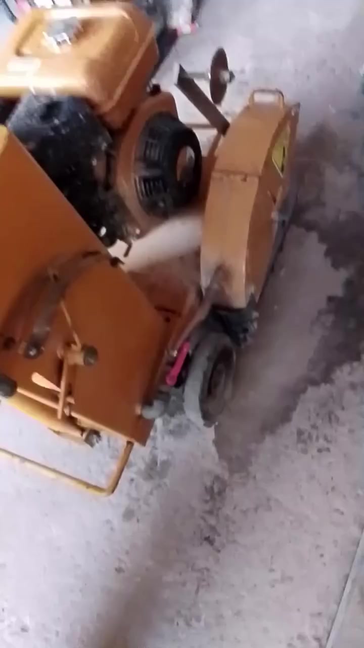 قص الصب الكونكريت بدون هتزاز
بسعار مناسبه تصال ع رقم ***********
