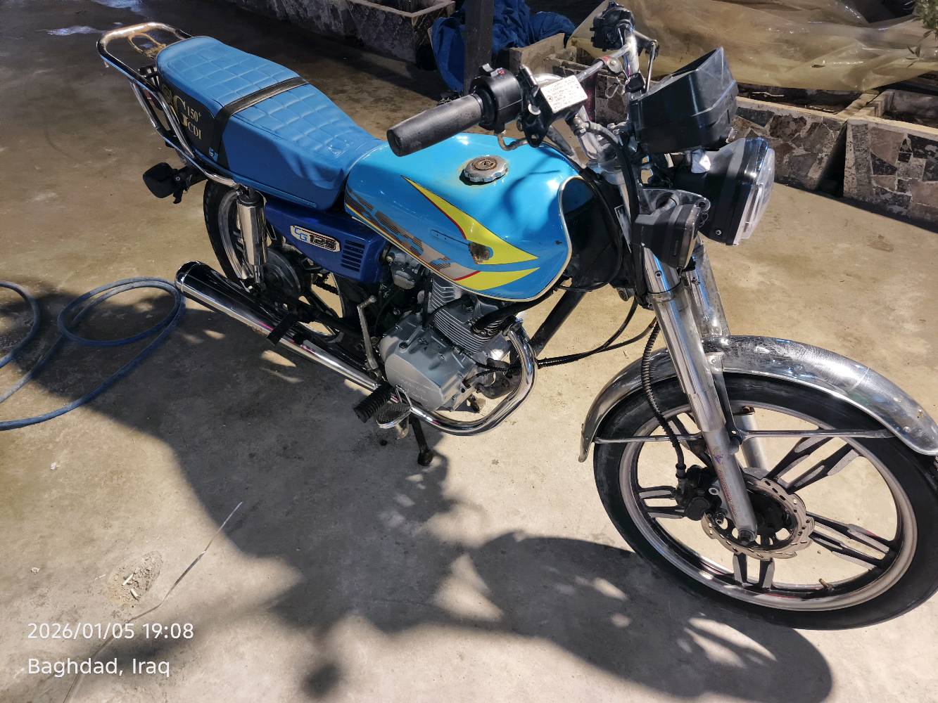 مكاني المنصور 
دراجه تايجر اوارق 5 اصوليه
دراجه برغي ممفتوح بيها الموضح بل تصوير دراجه و مستعجل ابيعها 
دراجه الله يشهد نضيفه نقصها عداد سرعه فقط و ستاند خلفي هم معوج 
مكاني بغداد منصور
***********
***********
واتساب و رصيد 