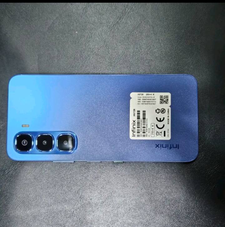 سلام عليكم موجود انفنكس هوت 60ستوي ماخذه شخط ما بي ذكره 256 السعر 200 وبي مجال بسيط


**إذا كنت صاحب هذا الإعلان وتريد حذفه لأي سبب، رجاءا أرسل رسالة إلى الدعم الفني**