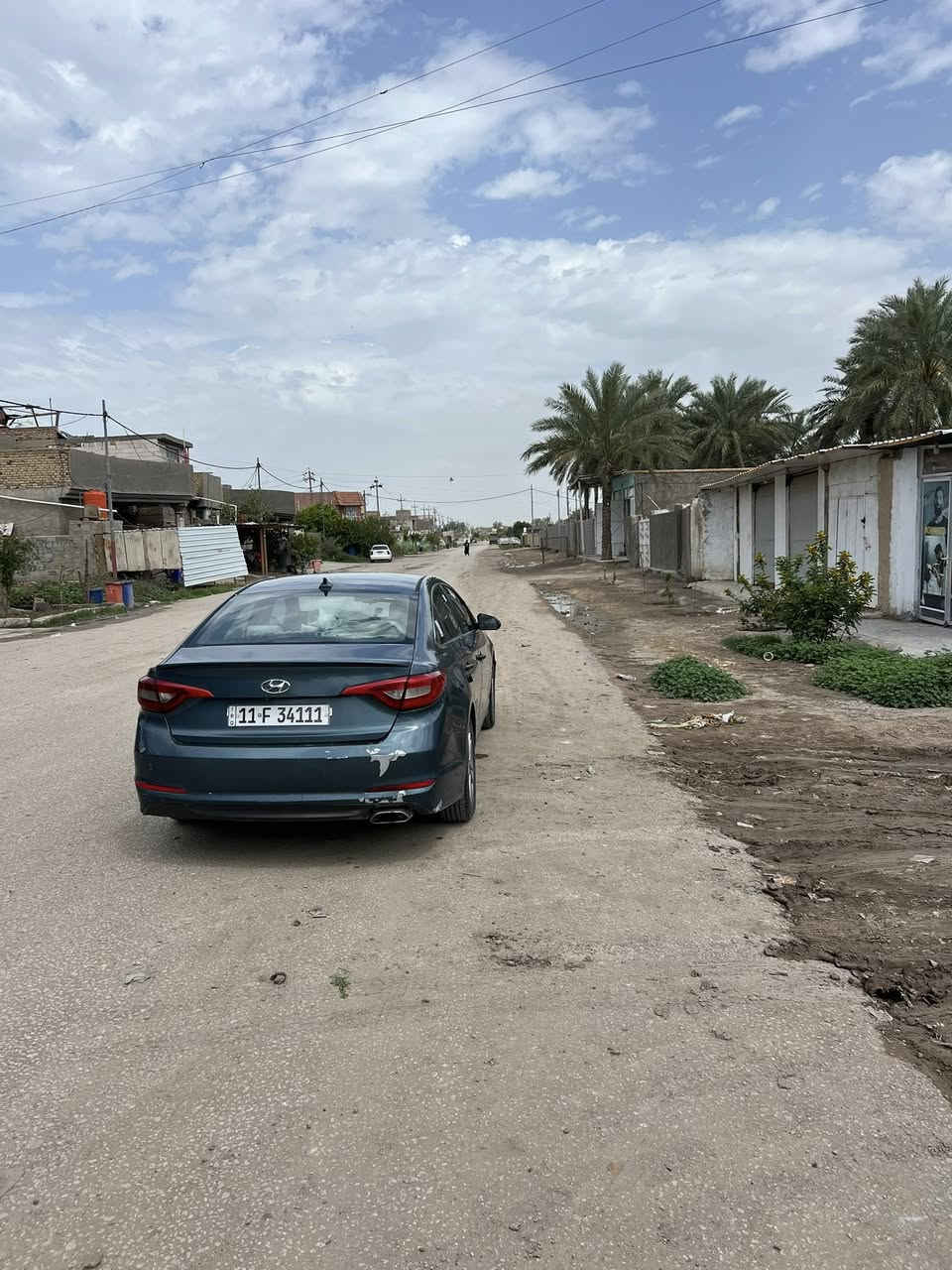 السلام عليكم للبيع نص قطعه ١٠٠ متر 

على الحولي ابو سديره ع التبليط الرئيسي 
خدمات كامله اصلاح زراعي سعر القطعه 
١٢ مليون وبيها مجال 
***********
