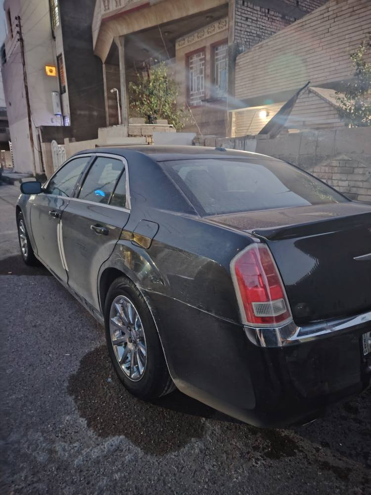 السلام عليكم
كرايسلر سي 300 موديل 2012 للبيع او مراوس حسب القناعة حادثها طخه جاملغ الأيمن صبغ وشبر بالبنيد صبغ فقط بدون دواخل محرك 3600 كير عصه مكفولات تخم تاير جديد حدادة جديدة السيارة مابيها نقص رقم أربيل جديد هزه جديدة سنوية 2030 بسم عربي شرط التحويل السعر 155 وبيها مجال مكان السيارة بغداد حي الجهاد اي استفسار اتصل عالرقم *********** وبخدمتك بغداد, العراق
