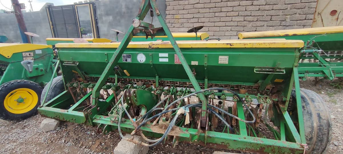 طابیعەی تورکی بو فرۆشتن 22سێل  زۆر خاوێنە بێ لحیم و شکانە سحری مناسب شوێن قەزا بردرش رقم ***********     ***********
