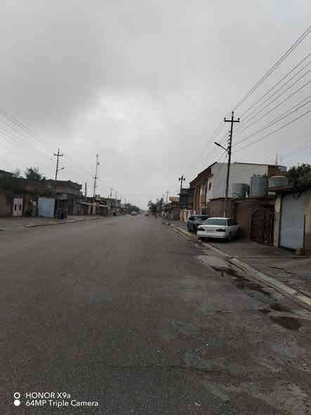 بيت ٢٠٠متر طابو صرف للبيع متكون من غرفتين نوم وهول واستقبال ومطبخ بارد وحار مع محل البيت قديم الموقع حي النصر شارع الكوسترات وقريب على مستوصف النصر وجامع النصر السعر ١٤٠ بي مجال للاستفسار ***********
