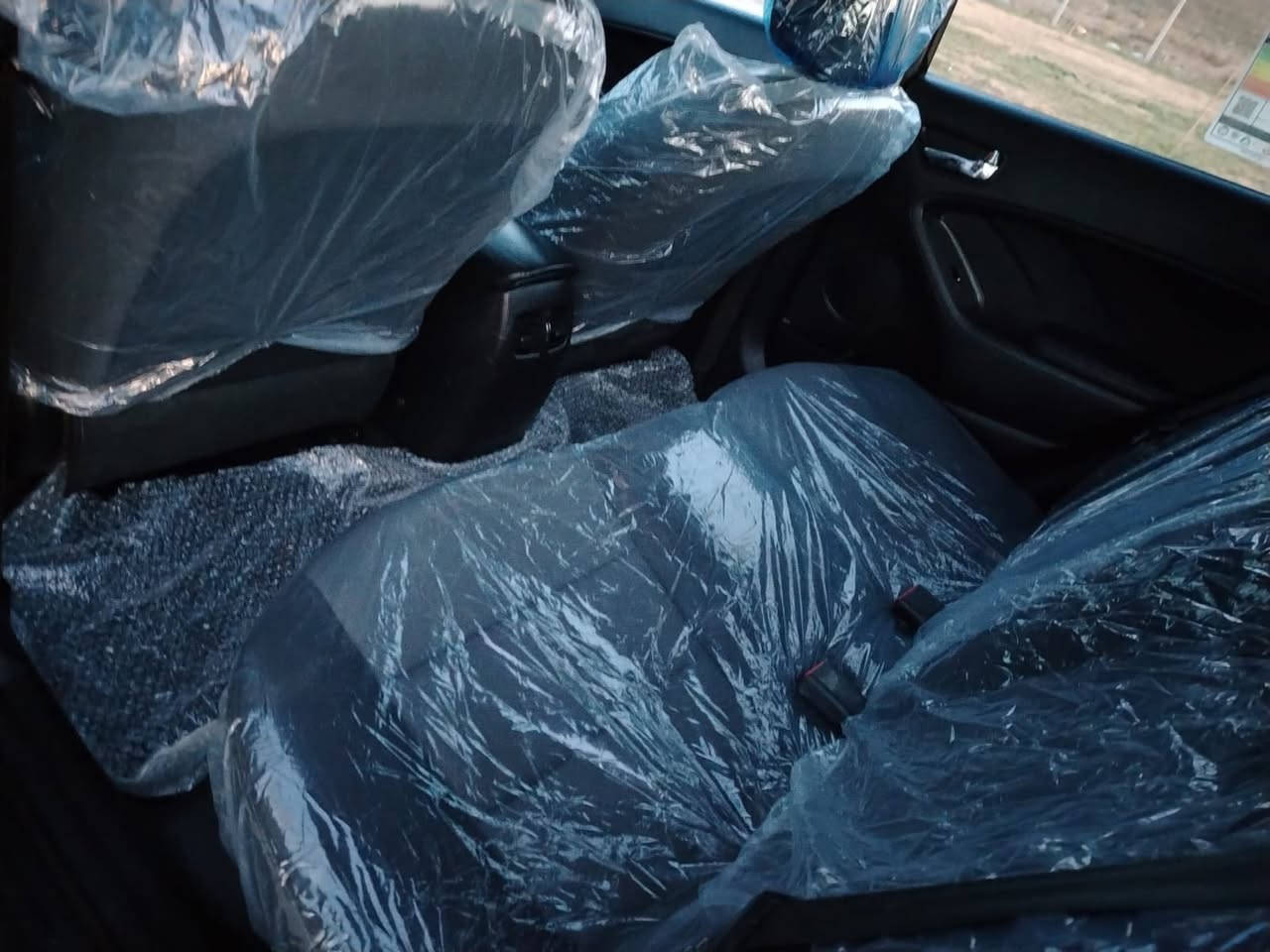 مكلف بالنشر سلام عليكم كيا سيراتو خليجي موديل 2014 جديدة جدا 
مرايه شفط
أوتو بارك
تبريد قطعتين
حساس أمامي وخلفي
شاشه كبير وبلاد
كلين تايتل بدون صبغ بدون بارد
كير ومحرك شرط ماملعوب بيه
خمسه ويل كروم سبير مانازل
دبل سويج شخاطه
سنويه ورقم وهزه و زينگه كلها لحد ٢٠٣٠
من الاخير سياره ع البلاد
سعره ١١٨ بيه مجال قليل
للإستفسار مكاني كركوك  ***********
***********
