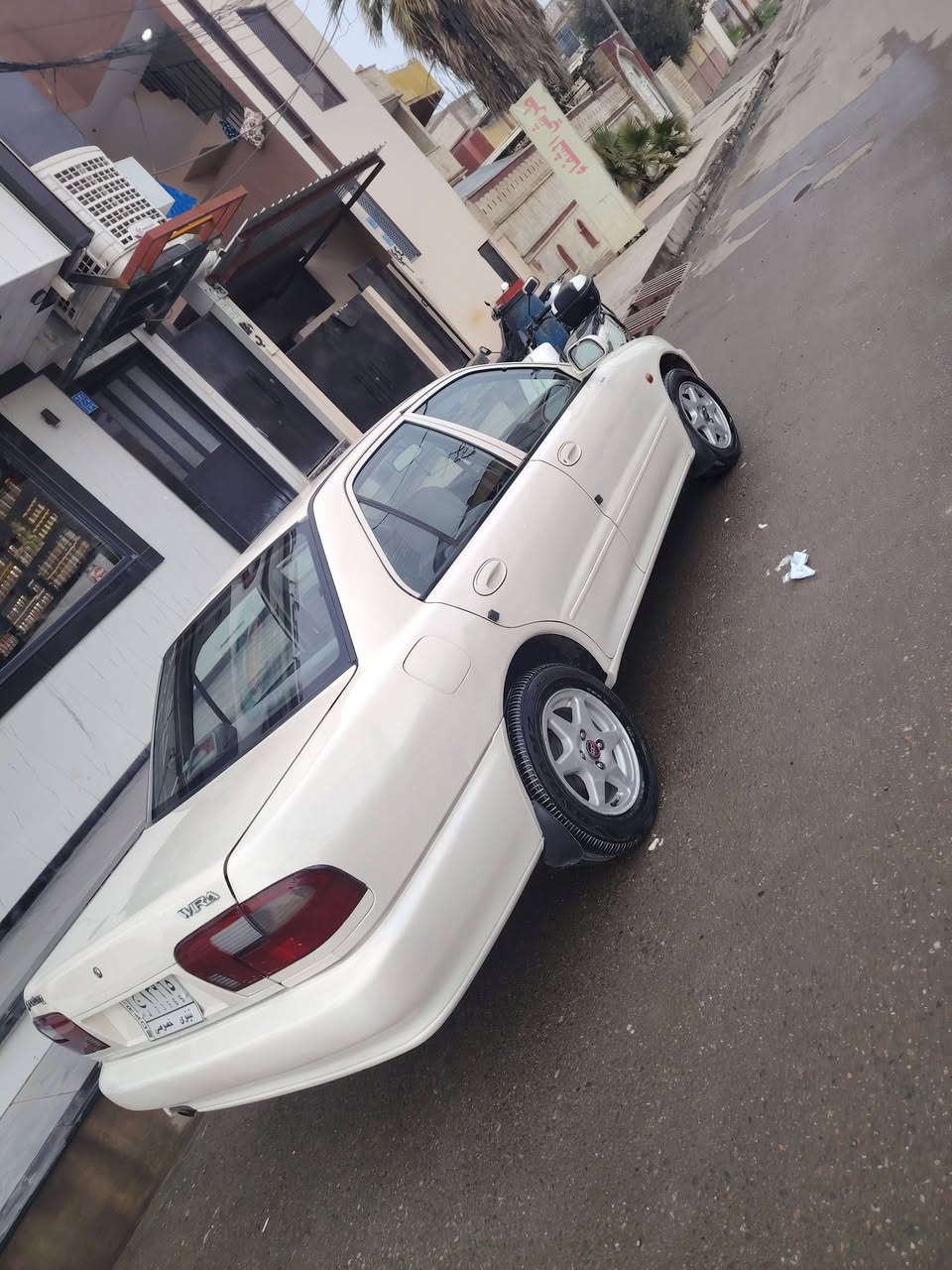 السلام عليكم ورحمة الله وبركاته عيوني برتون 2005 للبيع بيها فقط قطعتين صبغ سياره حلوه وجاهزه السعر ٦٢ وبيها مجال بسيط ***********
