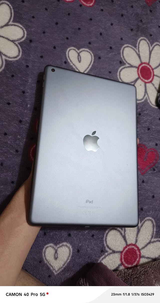 السلام عليكم ايباد 9 اذاكره 256 السعر 275 مكان حله شارع 40       ***********0 نظافه الايباد 100%
