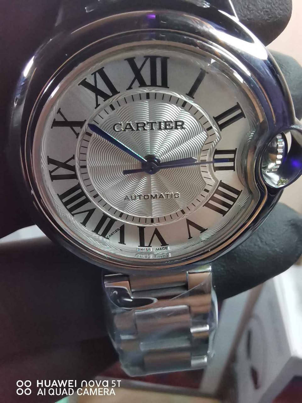 رجعت توفرت من جديد..

#ساعة_كارتير_اوتوماتيك 
قطعة جديدة ومرتبة 
مختومة سويسري والظهر حفر
#مزاد  #مزاد لأعلى سعر تنباع 
#يخلص المزاد ليلاً🙏🏻 الفلوجة, الأنبار


**إذا كنت صاحب هذا الإعلان وتريد حذفه لأي سبب، رجاءا أرسل رسالة إلى الدعم الفني**