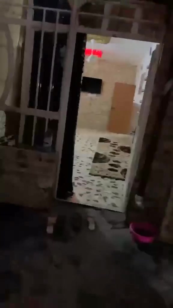 السلام عليكم
دار 🏠 المساحه ٢٠٠م طابو صرف العبيدي شهداء الأولى خلف مطعم العائلة طابق ونصف استقبال وهول ومطبخ وغرفه وصاله درج وصحيات الطابق الثاني غرفتين منام وصحيات سطحين بي الاستفسار اوالاتصال على الرقم ***********

اداره مكتب الهدى للعقار العنوان بغداد العبيدي شهداء الأولى شارع المحافظ قرب رحيم المضمد
