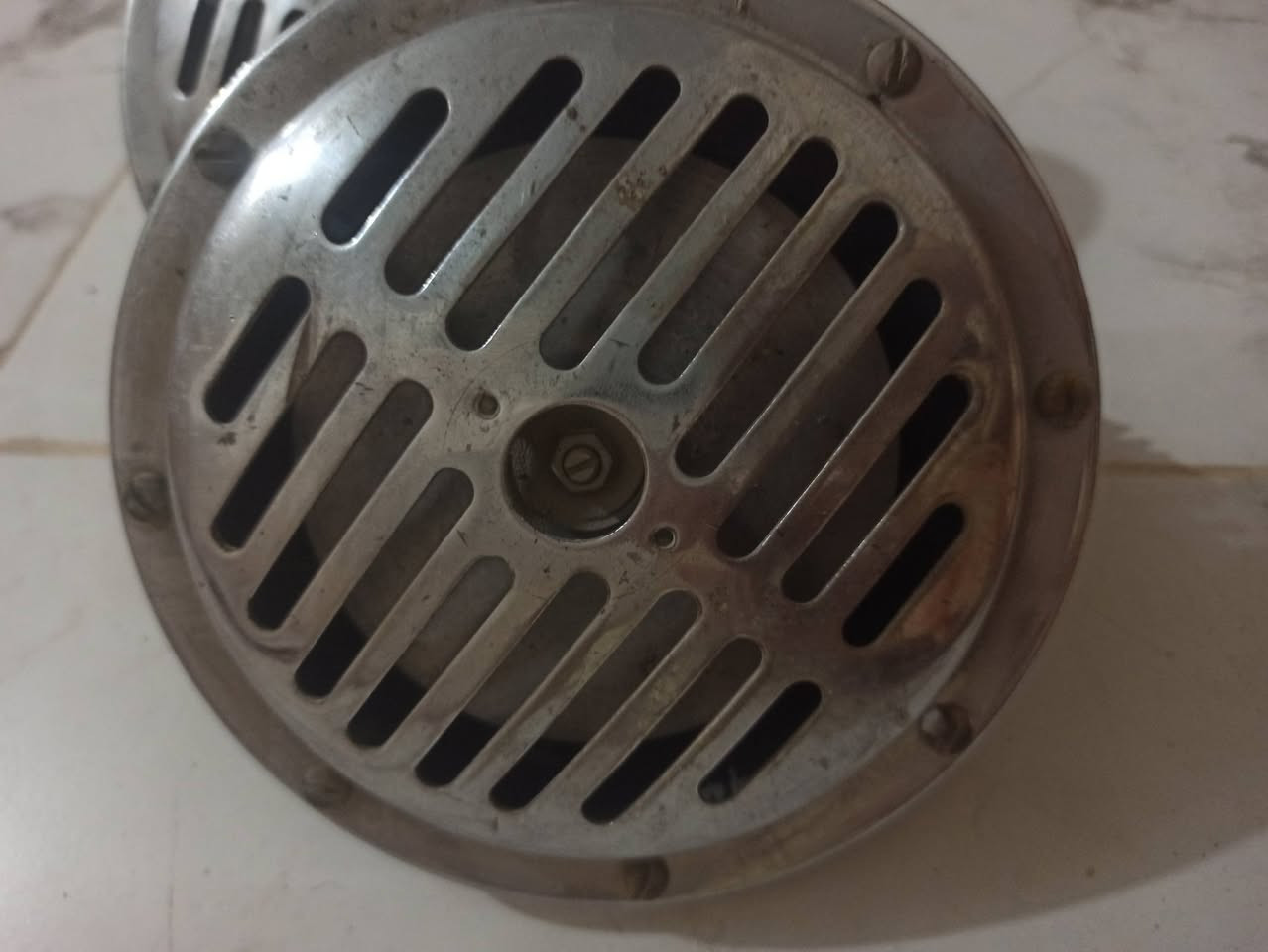 سلام عليكم هورنات بوش يرانيات محورات هورنات حلوه دكتهن تجي وشوف بعينك مكاني كربلاء حي العامل يم جامع الشبل هاذ رقمي *********** ;سعرهن175 🙋‍♂️
