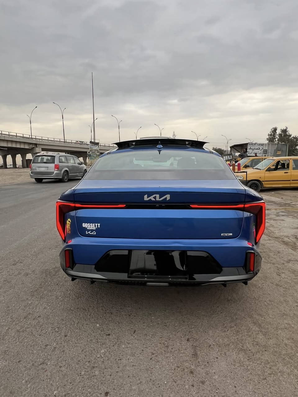 السلام عليكم كيا كي فور موديل 25 فول جيتي لين حادثه سرقه بنيد بيه طخه خشم جاملغ بيه ايرباك ستيرن دخول جديد بدون رقم مكان سياره بغداد رقم هاتف ***********
