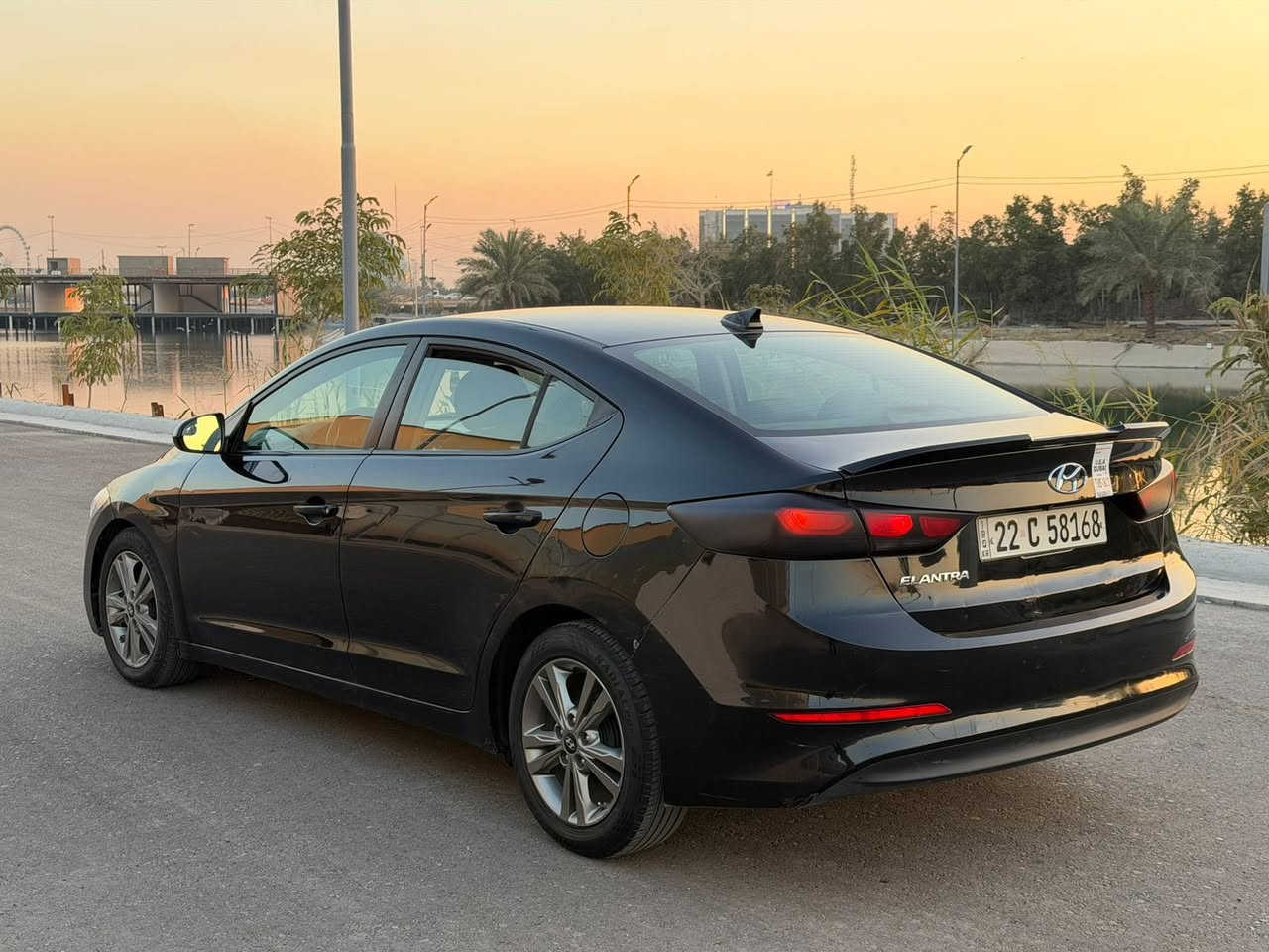 السلام عليكم النترا موديل 2017 معروضه 108 وبيه مجال بسيط جدا  رقم أربيل  دولي باسمي سنويه هزه كله جديد تحويل مباشر مكينه 2000 دوش غير مفتوحه تبريد ثلج صدر امامي خلفي جديد تخم تاير جديد سياره جاهزه كل نقص مابيه مواصفات سياره شاشه كبيره كامره دواره فول تحكمات ستيرن رادرات جانبيه نظام توقف ذاتي قياده ذاتيه وبعد بيه هواي مواصفات (((( سياره داخله كلين بدون حادث بلعراق بيه صبغ اربع قطع بدون دواخل بدون ايرباك  صور حادث مرفوقه ويه المنشور )))) مكان سياره بغداد الاستفسار  *********** خاص مغلق 🔐
