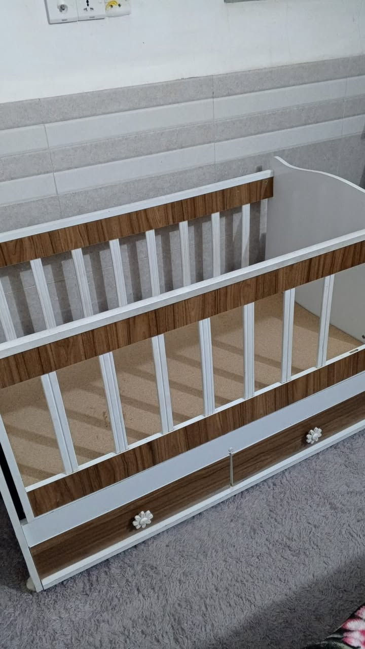 جربايه جديده اي ضرر مابيه 
سعره 65بيه مجال اتصال ع رقم 
***********
